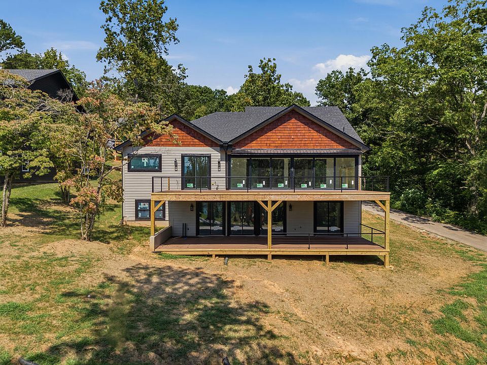 1st image of 110 Green Pastures