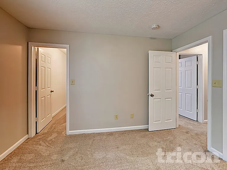 5531 Orth Ct — Photo 8