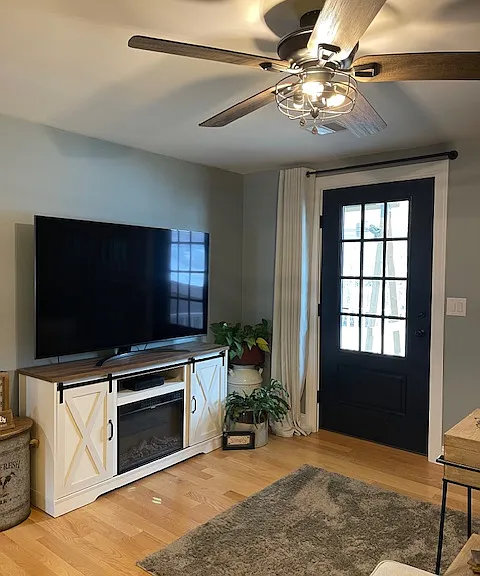 300 E Washington St #10M — Photo 8