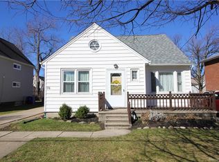 76 Delray Ave, West Seneca, NY 14224