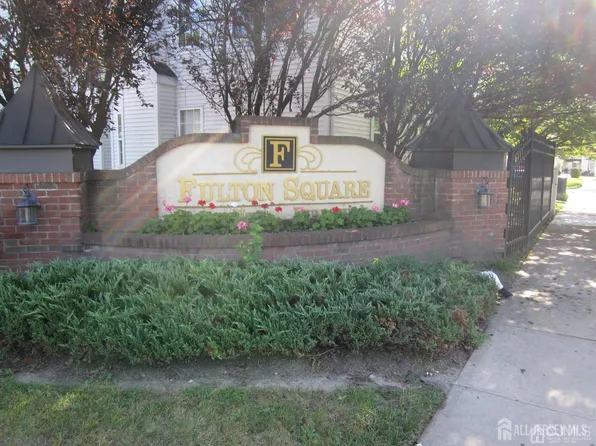 835 Cedar Ct, New Brunswick, NJ 08901