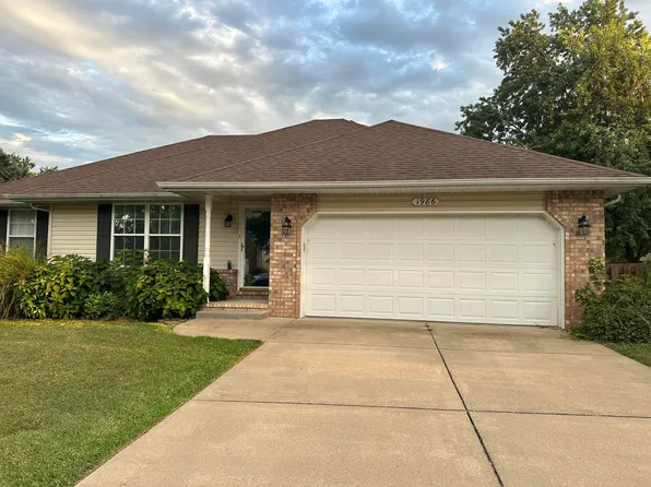 1986 W Sexton Drive, Springfield, MO 65810
