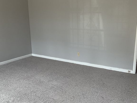 3rd image of 2611 Rice St