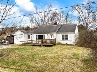 5205 Clover Rd, Knoxville, TN 37912