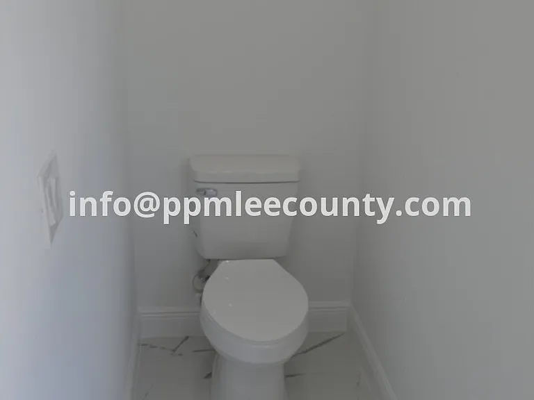 2611 Carol Pl — Photo 15