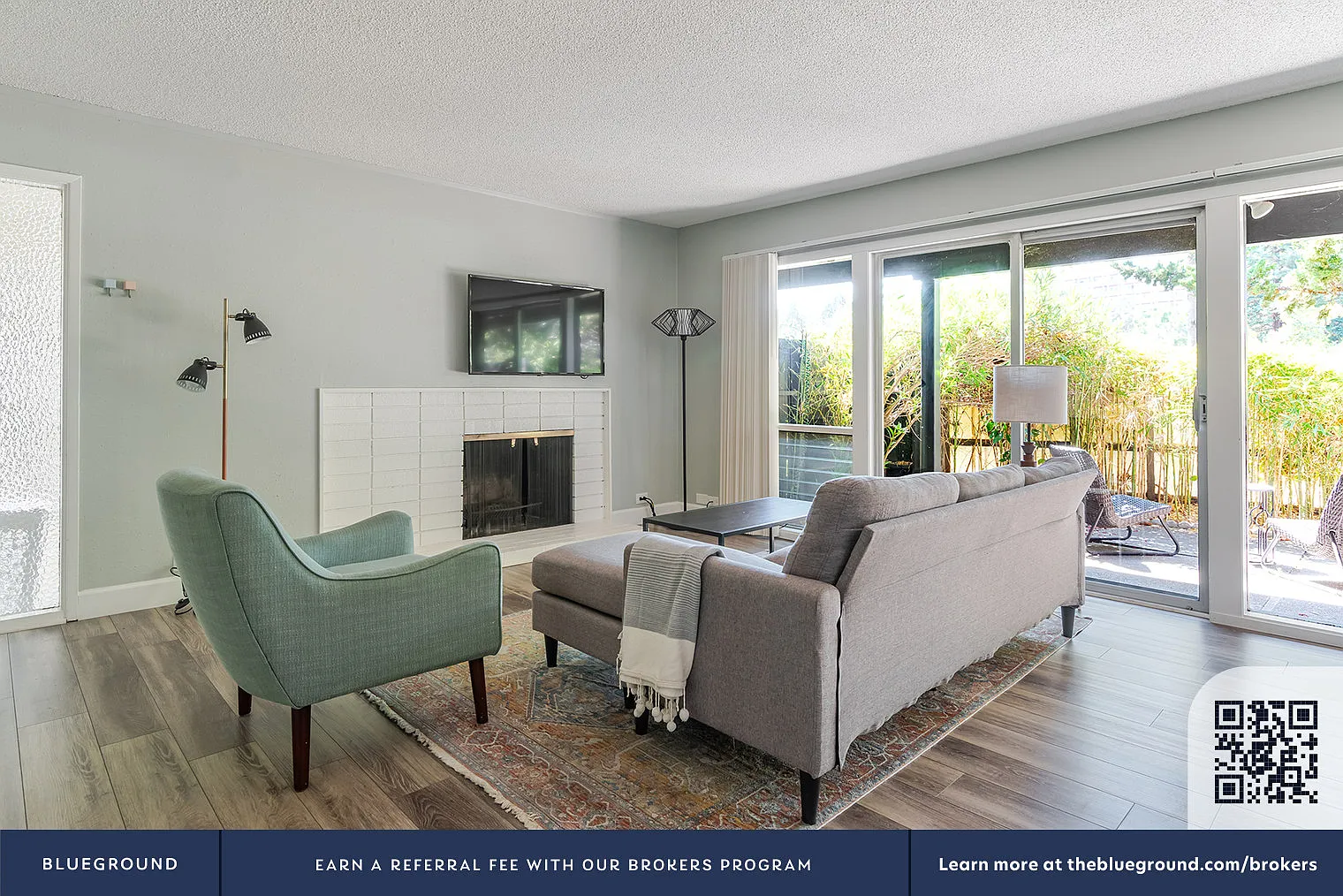 2 bed, 2.0 bath, 1110 sqft, $6,730 — Photo 3
