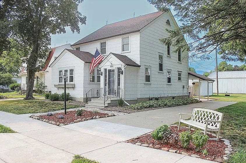 705 D Ave, Kalona, IA 52247 MLS 202304280 Zillow