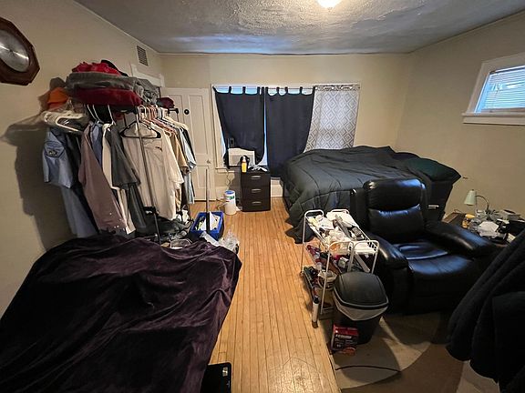 5th image of 2428 N Bremen St APT 2