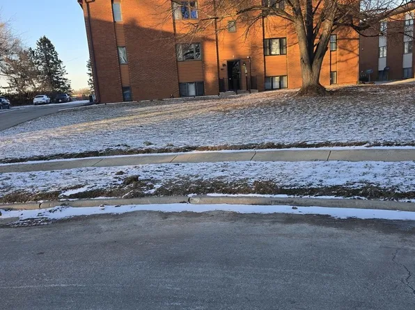 7 Willedrob Rd Unit 1C, Bloomington, IL 61701