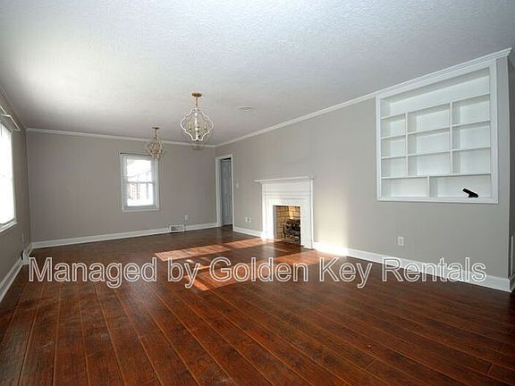 2nd image of 1915 N Berkeley Blvd
