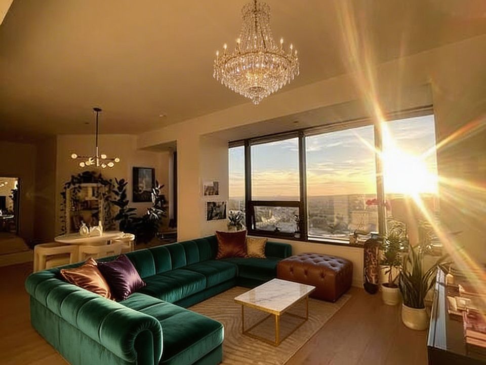 1st image of 1100 Wilshire Blvd APT 1904