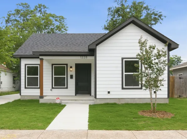 1228 E Tucker St, Fort Worth, TX 76104