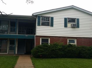508 Elm Ridge Rd APT 5B, Carpentersville, IL 60110