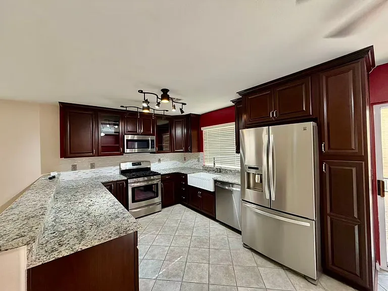 3937 Copperhead Hills St — Photo 7