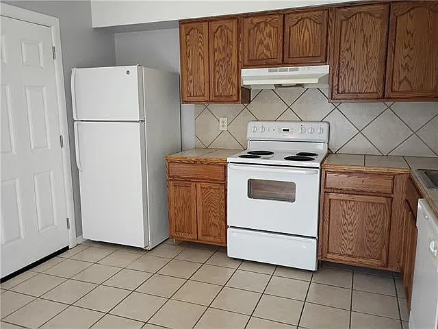 2500 Richland Ave #D — Photo 6