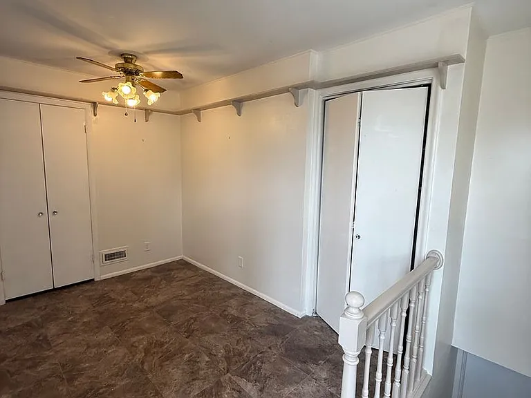 856 N 300 W — Photo 21