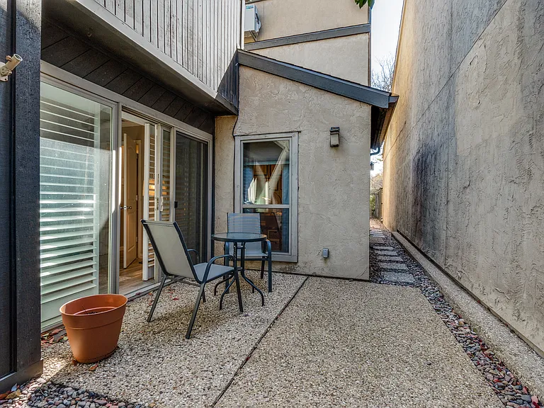 9602 Baseline Dr — Photo 19