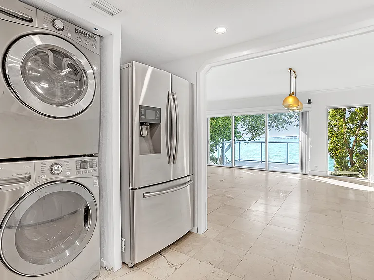 1541 Brickell Ave #105 — Photo 16