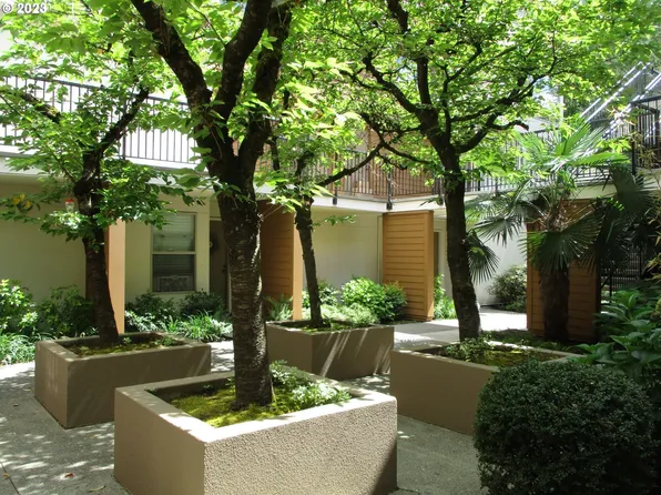 1535 SW Clay St APT 203, Portland, OR 97201