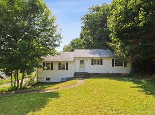 93 Bayberry Rd, Glastonbury, CT 06033