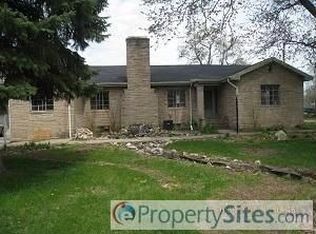 1011 E Bertrand Rd, Niles, MI 49120