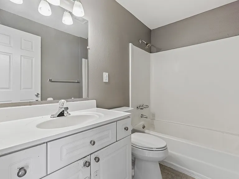4028 S Lawrence St #G — Photo 10