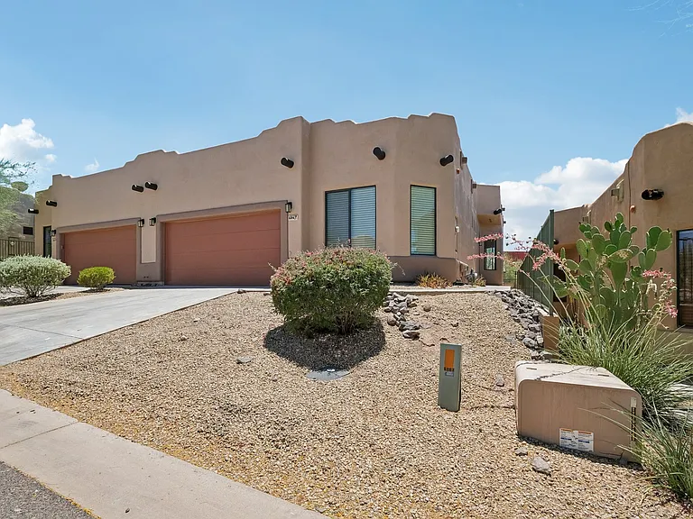6067 E Knolls Way S — Photo 1