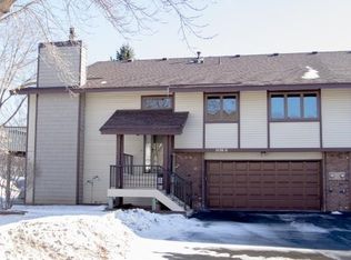 3136 Farnum Dr #B, Eagan, MN 55121