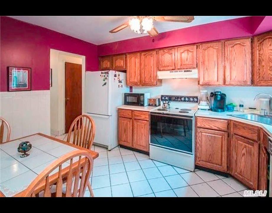 2nd image of 109 Heitz Pl #1