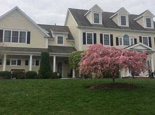 9 Cranberry Ln, Hingham, MA 02043