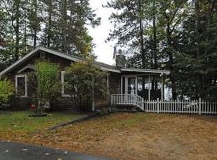 476 Crystal Lake Rd, Gilmanton Iw, NH 03837