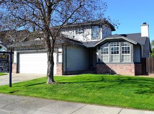 165 Reiger Dr, Lathrop, CA 95330