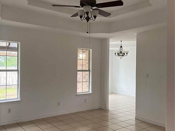 2nd image of 9305 Los Olmos Dr