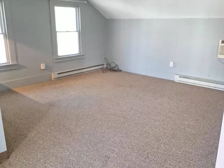 46 W Market St #1 — Photo 3