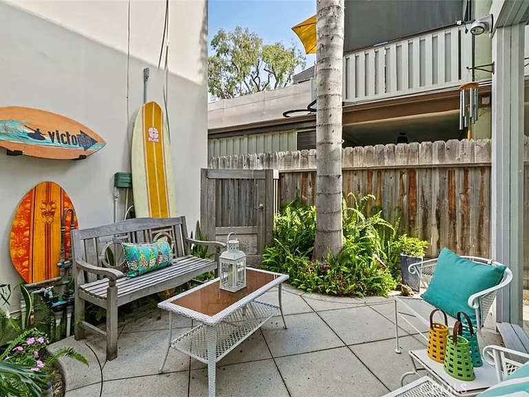 436 Fernleaf Ave #1/2 — Photo 2