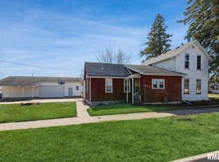 617 Buell Ave, Clinton, IA 52732