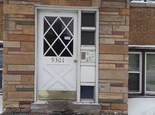 9301 S Pulaski Rd APT 4, Evergreen Park, IL 60805