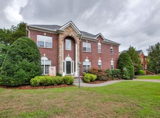 8129 Poplarwood Ln, Nashville, TN 37221
