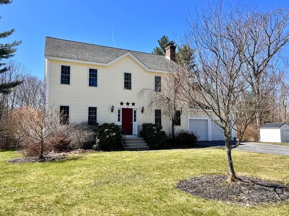8 Briarwood Ln, Spencer, MA 01562