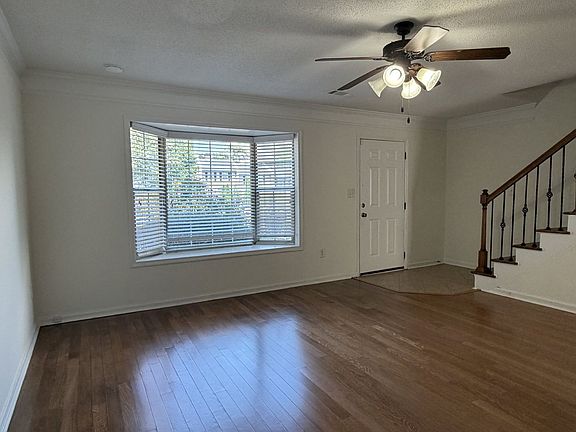 2nd image of 109 Tamara Ct