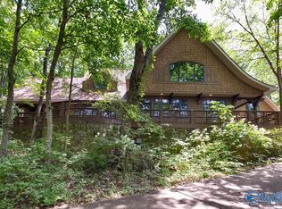 132 Darlington Rd NE, Huntsville, AL 35801