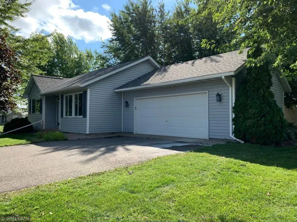 1000 Lincoln Cir, Braham, MN 55006