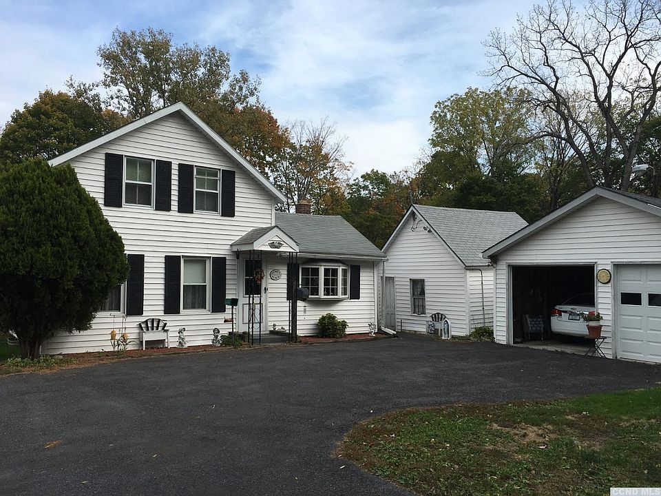 1st image of 22 Hollister St