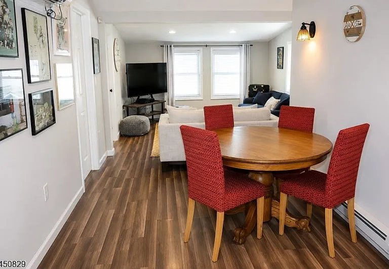 1 Hickory Trl — Photo 3