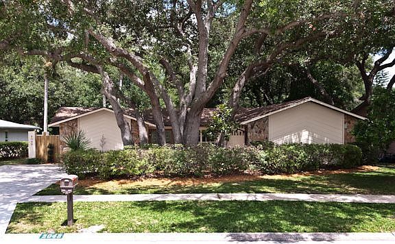 1st image of 2048 Larchmont Way