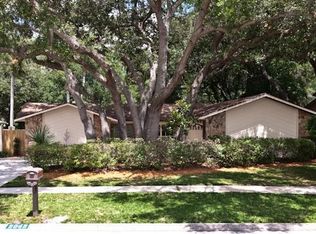 2048 Larchmont Way, Clearwater, FL 33764