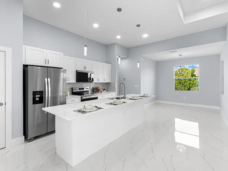 435 Poplar St — Photo 7