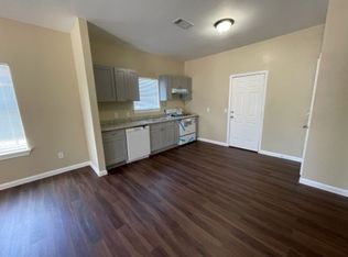 815 Fulton Ave, Beaumont, TX 77701