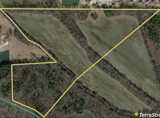 Locust Ln, Tupelo, MS 38801