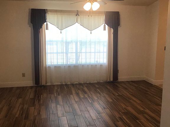3rd image of 1995 E Trevino Cir
